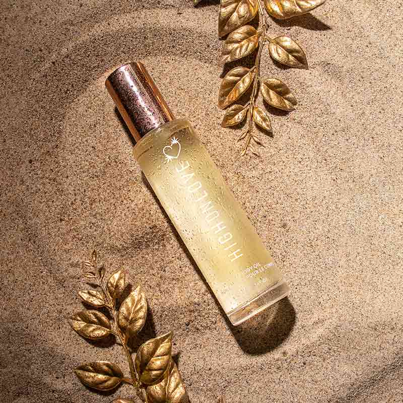 HighOnLove Dry Body Oil
pennyspleasure.com